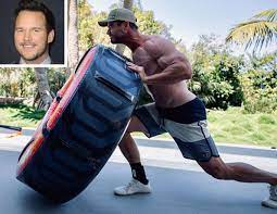 Voir plus d'idées sur le thème actrice, beaux hommes, chris pratt. Chris Pratt Jokingly Tells Chris Hemsworth To Stop Working Out People Com