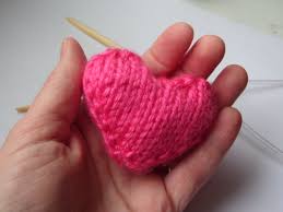 Shop a selection of knitting boards & looms, from round knitting looms to loom kits, sets & more! Heart In My Hand 3d Heart Knitting Pattern Mamma Nicole