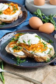 Harissa Onion And Poached Eggs On Toast The Worktop Breakfast Brunch Recipes Best Egg Recipes Poached Eggs On Toast