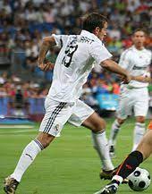 Ik wil er alles aan doen zodat dit mijn shirt kan worden. Rafael Van Der Vaart Wikipedia