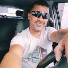 Stream Luis Rio music