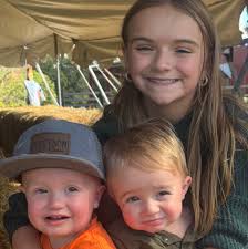 Shannon Sanford Venable (@shannon.s.venable) • Facebook, Connect with  friends