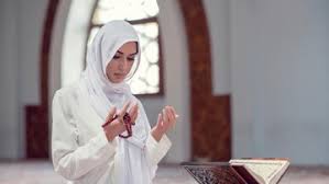 Pastikan anda tahu cara berdoa yang betul agar doa anda mudah dimakbulkan. Tata Cara Berdoa Dalam Agama Islam Agar Lebih Mudah Dikabulkan Allah
