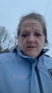 This amazing woman is trying to grow her account. She makes recovery  content. And she has an amazing story. She doesn't have the same story as  everyone but she does have a