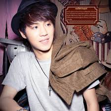 ถึงกับตกใจเมื่อนักแสดงหนุ่ม ไวท์ ณวัชร์ พุ่มโพธิงาม พระเอกในซีรีส์วาย ออกมาโพสต์เรื่องราวของคุณพ่อ คุณแม่ ที่ขับรถไปทำธุระแถวถนนราชพฤกษ์. à¹„à¸§à¸— Lovesick à¸›à¸£à¸°à¸§ à¸• à¸«à¸™ à¸¡à¸«à¸™ à¸²à¹ƒà¸ª à¸‚à¸§ à¸à¹ƒà¸ˆà¸‚à¸²à¸ˆ à¸™