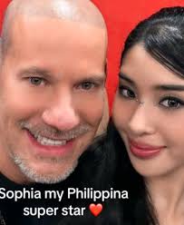 daniela's dad with daniela, sophia, lara and yoonchae 📸 rapelo7