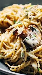 Creamy Garlic Herb Mushroom Spaghetti Pinch Of Yum Recipe Food Pasta Dishes Healthy Recipes
