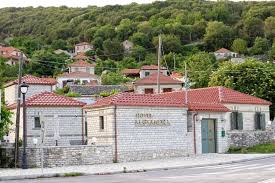 Τα πρώτα τρία ψηφία στην αρχή προσδιορίζουν το κομβικό κέντρο, δηλαδή το. 3enodoxeio Ale3andra Kalentzi Enhmerwmenes Times Gia To 2021