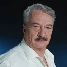 Le devolvió la vida! Cómo conoció Humberto Elizondo a su novia 31 años menor