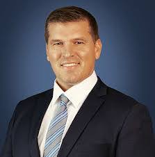 Jeffrey Windsor's Instagram, Twitter & Facebook