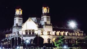 Tempat ini begitu terkenal bagi masyarakat karena keangkerannya semarang. Lawang Sewu Cerita Gedung Seribu Pintu Yang Konon Berhantu Mnc Update