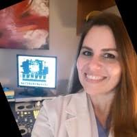 DRA. MARIA GABRIELA FINOL DAMIANO