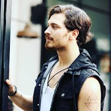 Cagatay Ulusoy Gr On Instagram New Still Of Cagatay In Delibal Cagatayulusoy Barisayaz Delibal Aktor Barista Insan