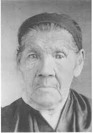 Recovering Gendered Political Histories: Local Struggles and Native omen's  Resistance in Colonial Southern New England