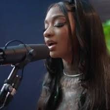 Dymond Cooper's Instagram, Twitter & Facebook