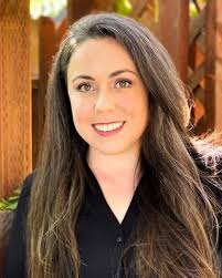 Rachel Dickerson's Instagram, Twitter & Facebook