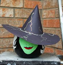 Fun And Easy Painted Pumpkins For Halloween The Mommy Talks Pumpkin Halloween Decorations Pumpkin Witch Halloween Pumpkins