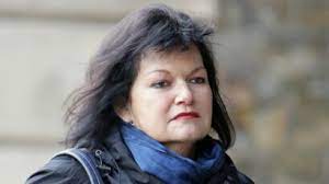 André manoukian rebaptise eliane du nom de liane foly et entreprend, avec philippe viennet, de lui préparer une maquette sur mesure. Liane Foly Evoque La Jalousie Maladive De Son Ex Andre Manoukian Femme Actuelle Le Mag