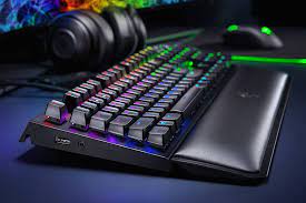 Calm Clickers 8 Best Quiet Mechanical Keyboards Dr Wong Emporium Of Tings Web Magazine Razer Blackwidow Keyboard Razer