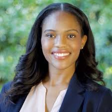 Jasmine Gentry (@DocJazzyG)