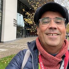 Susan Pattison's Instagram, Twitter & Facebook