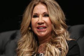 German vocalist and television personality who released her first single, no, this is fine, in 2011. Ungeschminkt So Sieht Charlene Von Monaco Ohne Make Up Aus Brigitte De