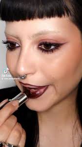 Katie Lazo (katie_lazo)