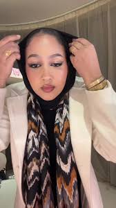 فيديوهات أنشأها Hiba Hashim (@hibamakeup) باستخدام Hey It's Me