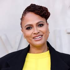 Origin', docufictie over structurele onderdrukking, openbaart zich als een  stug, uitgespeld college