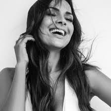 Michelle Martins (@mimartins2)