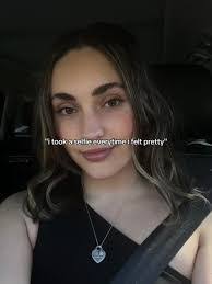 Kayla Mckenzie's Instagram, Twitter & Facebook