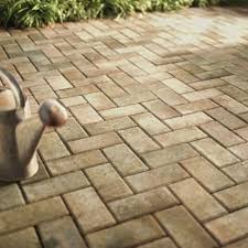Pavestone Holland 7 75 In X 4 In X 1 75 In Fieldstone Concrete Paver 22085 The Home Depot Concrete Pavers Pavement Design Flagstone Walkway