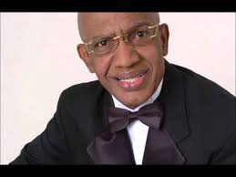 El Gran bailarín" Roberto Roena