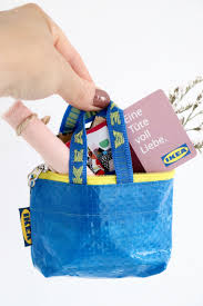 Ikea Gutschein Verpackungsidee In 2020 Gutschein Verpacken Geburtstag Ikea Gutschein Gutschein Verpacken Hochzeit