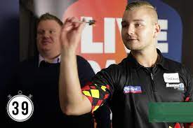 Xxxxlarge xxxlarge xxlarge xlarge large medium small. Dimitri Van Den Bergh Does Attempt To Break World Record Sportvideos Tv