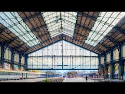 Sncf gares & connexions est le gestionnaire des gares de france. A Walk Around Gare D Austerlitz Train Station Paris Youtube