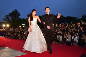 30.07.2020 · couple goals is a heartwarming and fun pop song featuring radhe and tamanna. Song Song Couple S Divorce Sheds Light On Wedding Ring Incident Entertainment The Jakarta Post