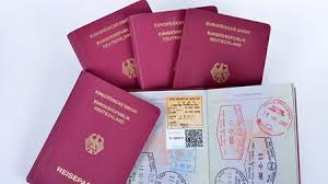 Bis zum zeitpunkt der ausreise cremefarbiger notpass: Reisepasse Und Personalausweise Auswartiges Amt