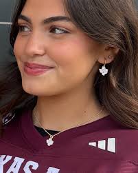 Brandy Leon (@tx_desert_farmhouse) • Instagram photos and videos