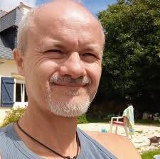 C'est triste de les voir mourir comme ça, pauvres bêtes" : que se  passe-t-il en Loire Atlantique où 8000 oiseaux sont morts depuis le début  du mois ⬇️