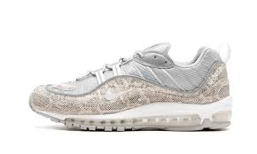 Pin On Sneakers