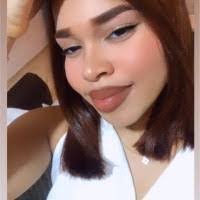 Heather Thistle's Instagram, Twitter & Facebook