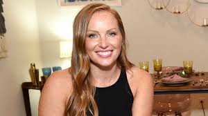 Mina Starsiak Hawk Husband Net Worth Married Height Age Bio