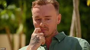 Celebs Go Dating star Jon Lee breaks down in tears as he reveals his mother  feared he was dead after S Club 7 singer 'went missing' for two years
