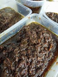 Masukkan cili kering (blh jg direbys n kisar dulu), sos. Food Lifestyle Education Parenting Diy Cararesepi