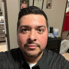 Unverified Hello everyone, new to buying bulk but I would like to try it  out. Looking to do $9 per 1000 C/U and .15c per R/M Budget is $150 Paypal  G&S is