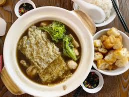 Traditionally made in a claypot, this homemade recipe is easy, authentic and hearty. Sg Food On Foot Singapore Food Blog Best Singapore Food Singapore Food Reviews Tong Sheng Bak Kut Teh åŒå‹è‚‰éª¨èŒ¶ Pandan Gardens New Jb Style Bak Kut Teh In