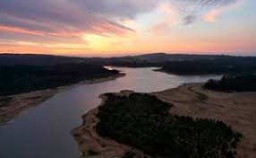 Reserva nacional lago peñuelas cerrada el martes 31 de diciembre 2019 desde las 13.00 hrs y el 1° de enero 2020. Conaf