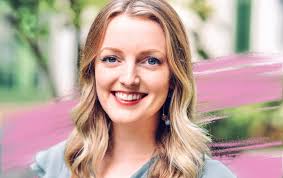 Podcast Feature: A Career in the Arts — Veronica Vale