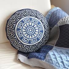Pattern Overlay Crochet Mandala Labyrinth Stripes Wall Hanging Round Pillow Instant Download In 2020 Crochet Mandala Mandala Pillows Pillow Pattern